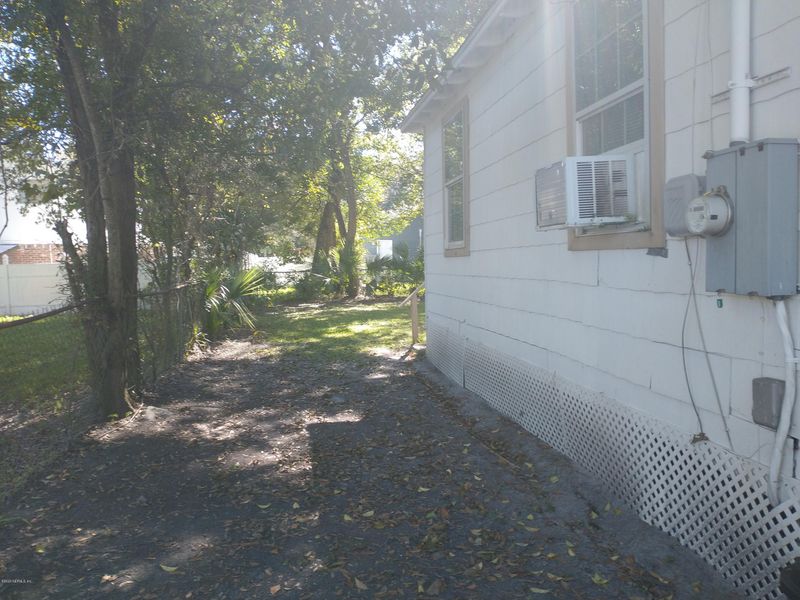1262 W 32nd St, Jacksonville, FL 32209