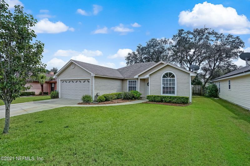 12646 Ashglen Dr S, Jacksonville, FL 32224