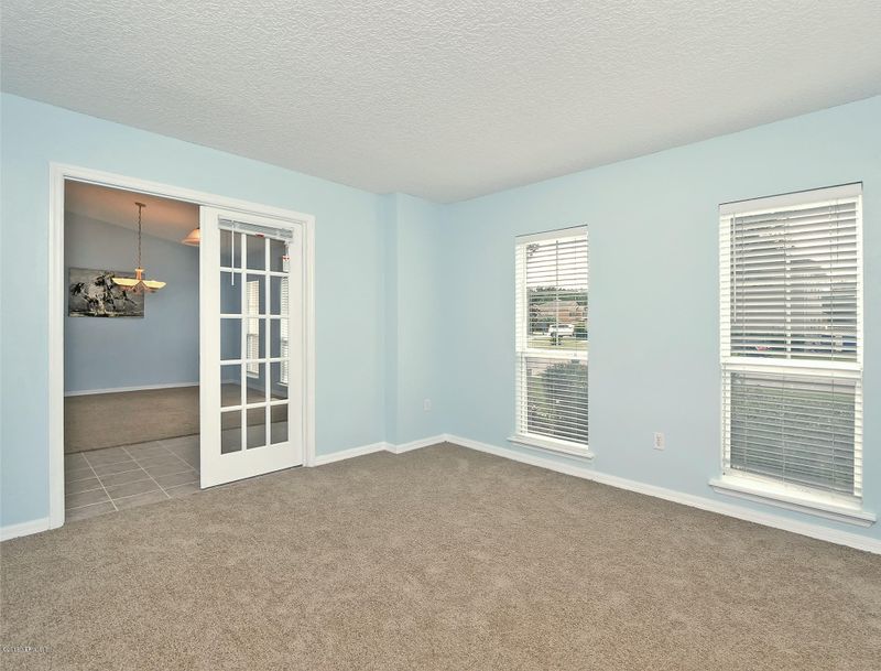 12674 Tropic Dr, Jacksonville, FL 32225
