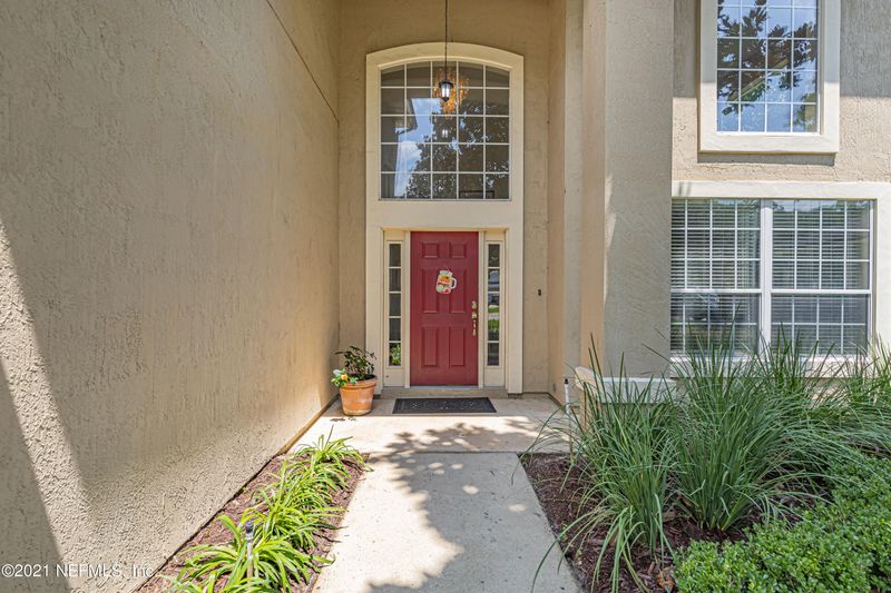 1268 Ribbon Rd, St Johns, FL 32259