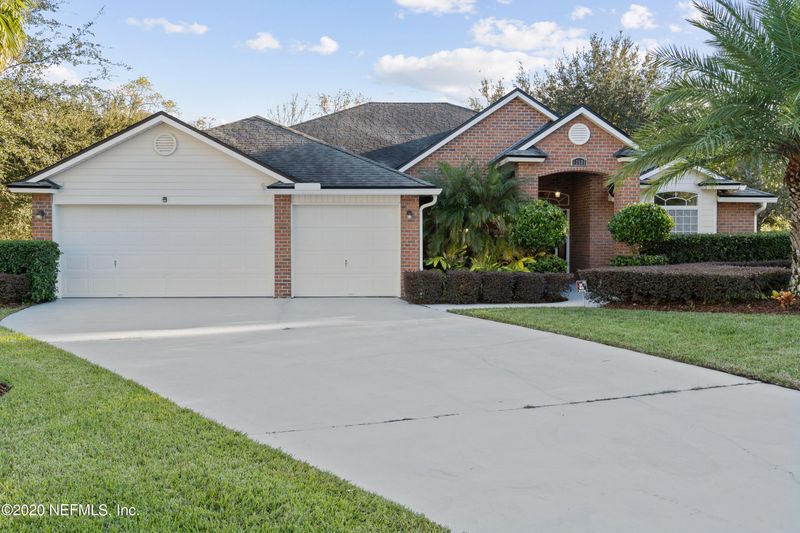 12686 Kernan Forest Blvd, Jacksonville, FL 32225