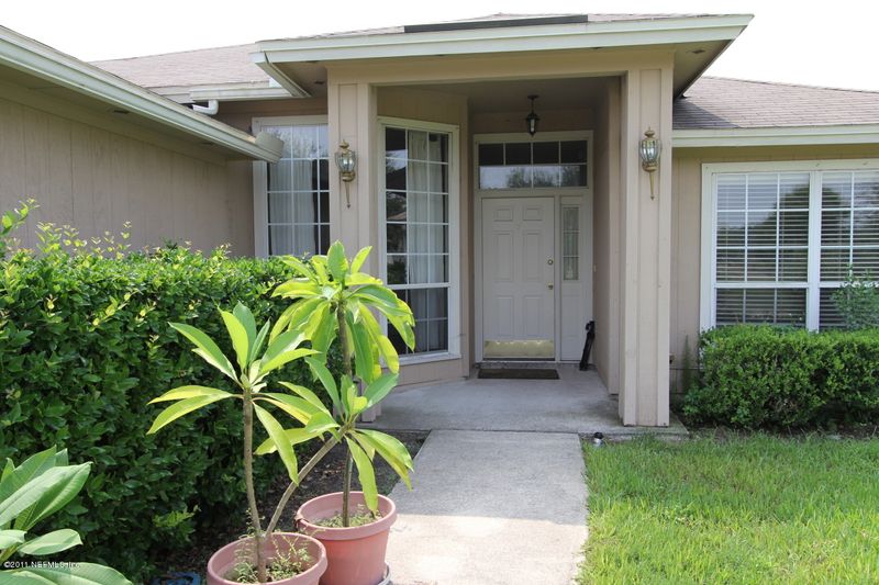 12686 Windy Willows Dr N, Jacksonville, FL 32225