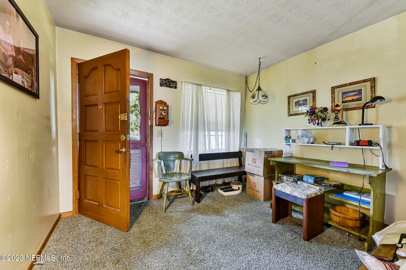 127 Saturn Ln E, Orange Park, FL 32073