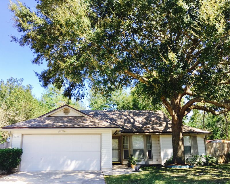 1271 Cutlass Rd, Orange Park, FL 32065