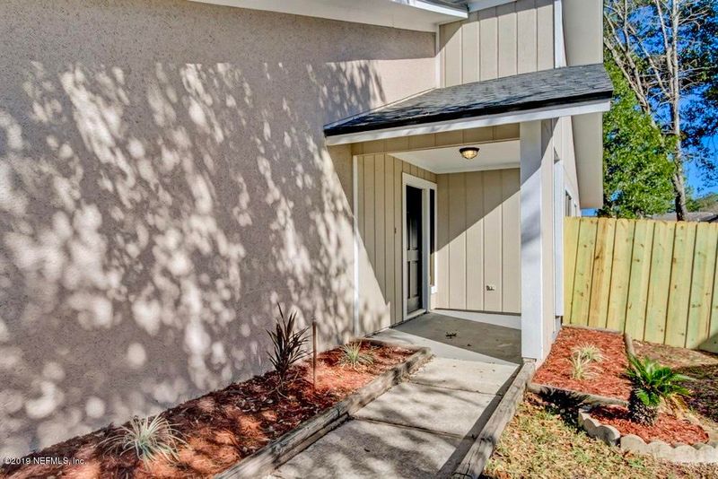 12731 Links Ter, Jacksonville, FL 32225
