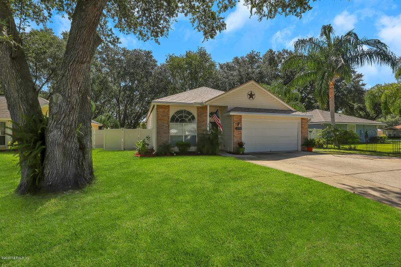12733 Moose Rd, Jacksonville, FL 32226