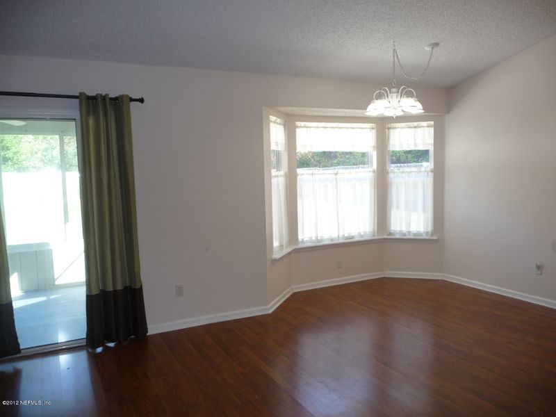 12785 Avalon Cove Dr N, Jacksonville, FL 32224