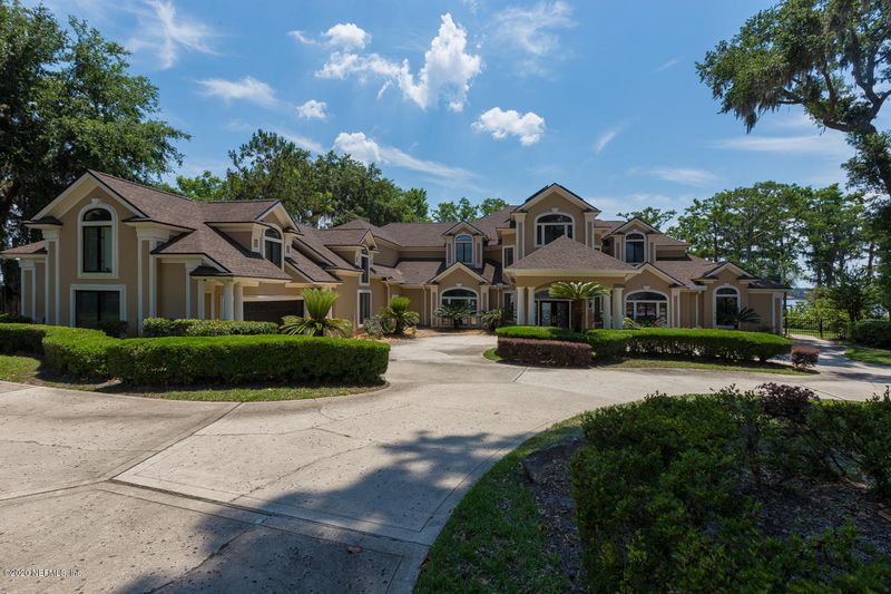 12799 Camellia Bay Dr E, Jacksonville, FL 32223