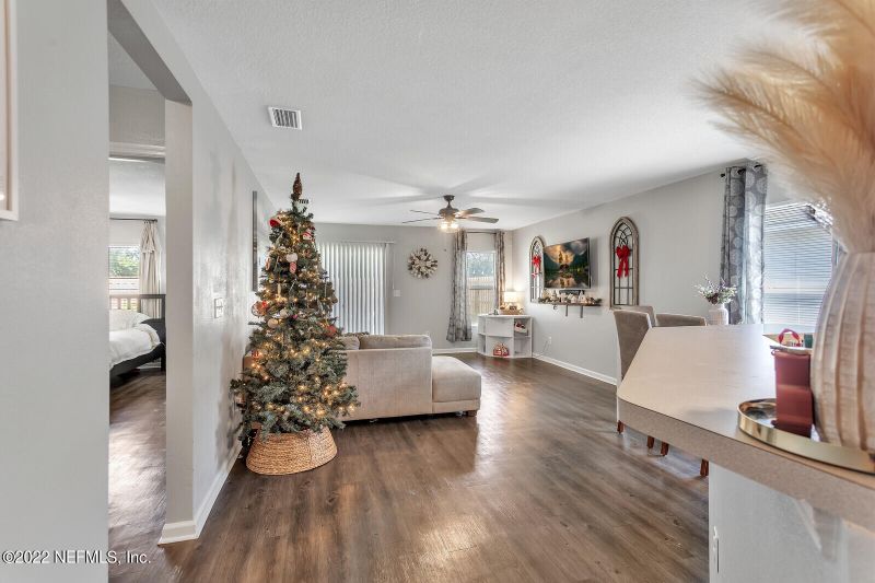 128 Brookfall Dr, St Augustine, FL 32092