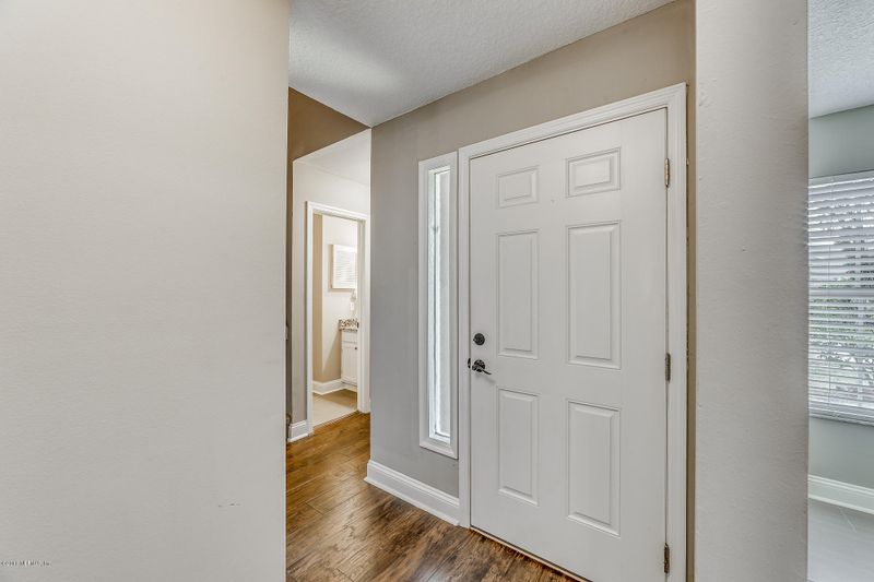 12822 Ashbrook Cir E, Jacksonville, FL 32225