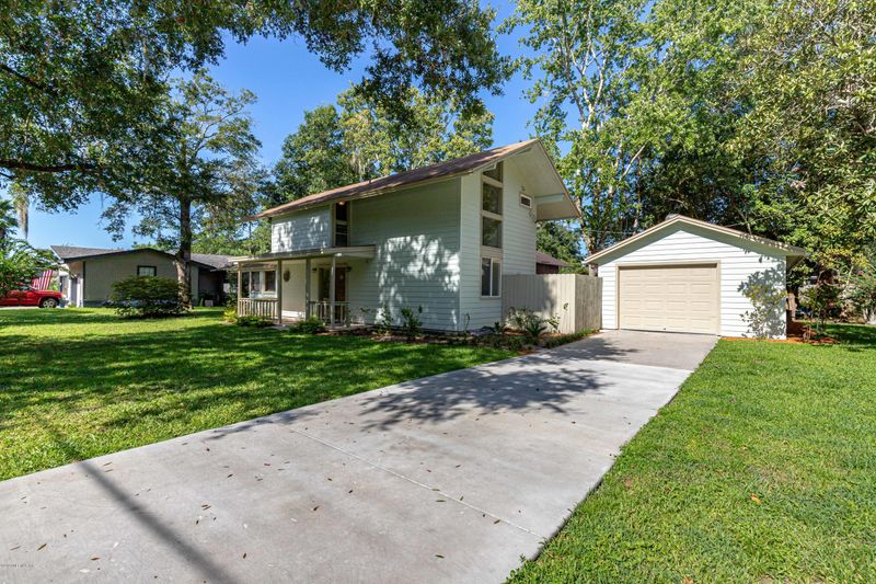 12830 Helm Dr, Jacksonville, FL 32258