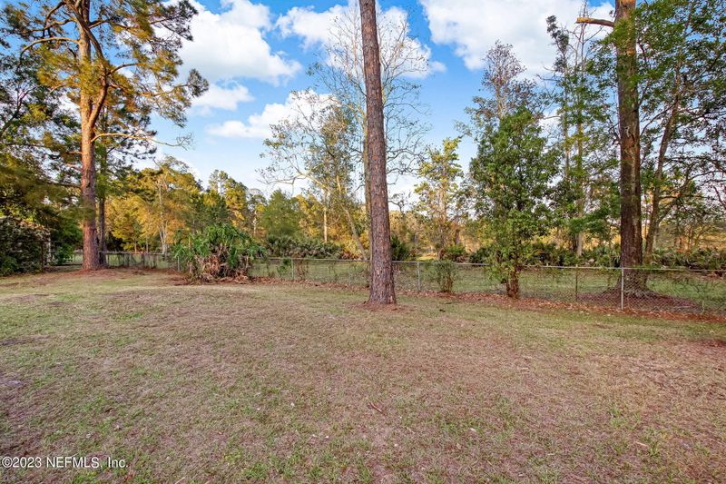 12833 Lanier Rd, Jacksonville, FL 32226