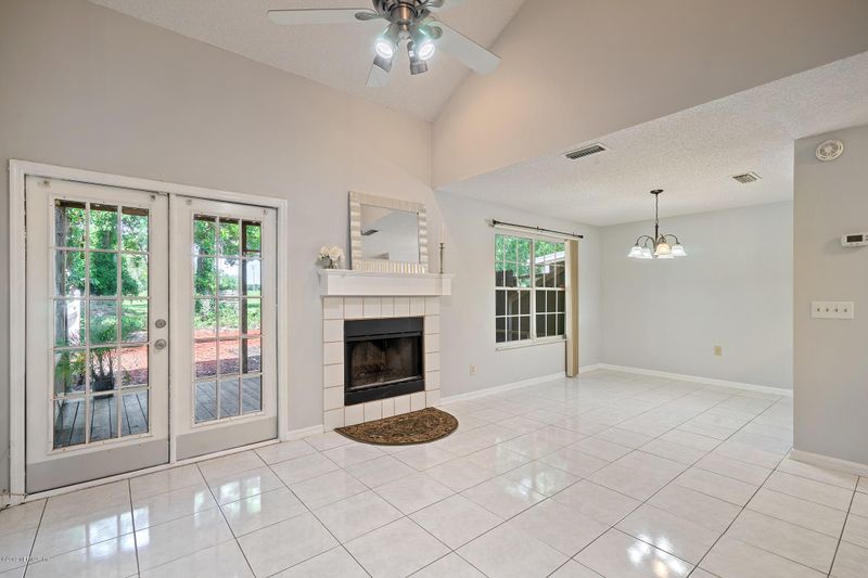 12840 Ashbrook Cir E, Jacksonville, FL 32225
