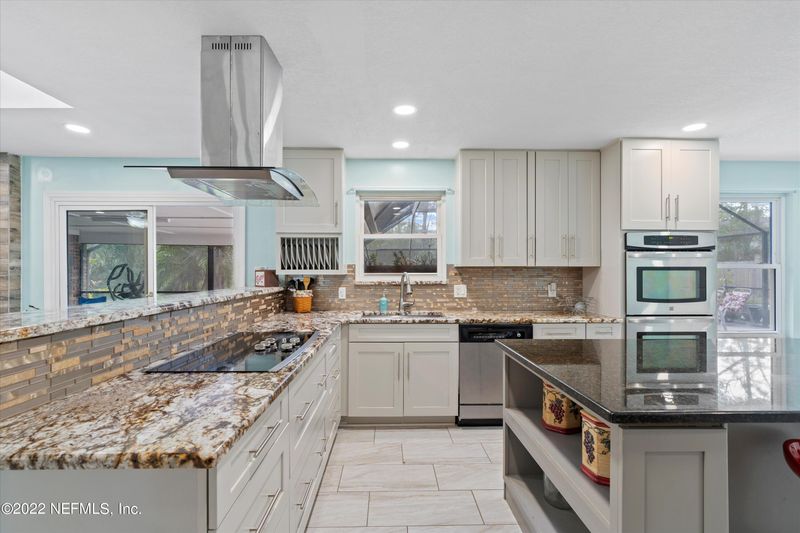 12850 Wiregrass Ln, Jacksonville, FL 32246