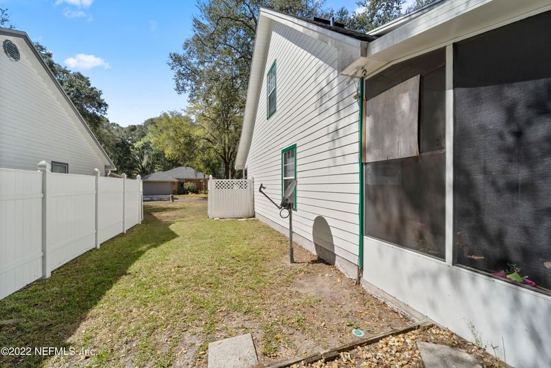 12855 Moose Rd, Jacksonville, FL 32226