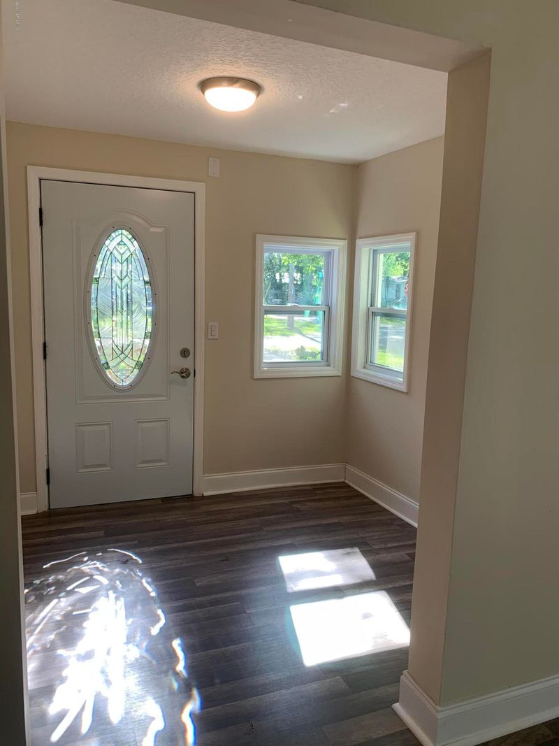 1286 Orton St, Jacksonville, FL 32205