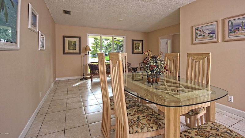 12875 Firethorn Ln, Jacksonville, FL 32246