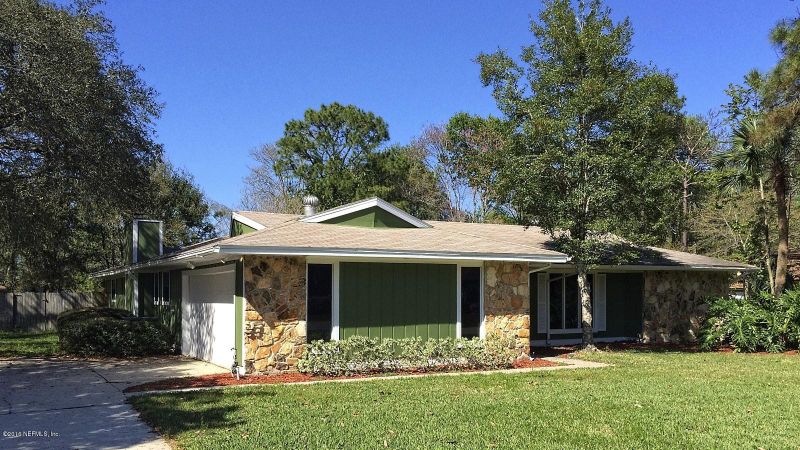 12875 Firethorn Ln, Jacksonville, FL 32246