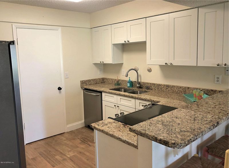 129 Rio Del Mar St #B, St Augustine, FL 32080