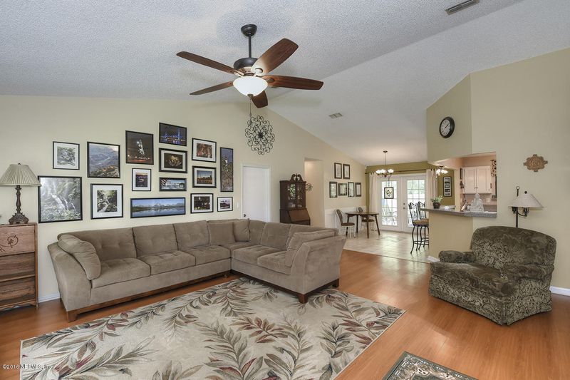 12956 Gillespie Ave, Jacksonville, FL 32218