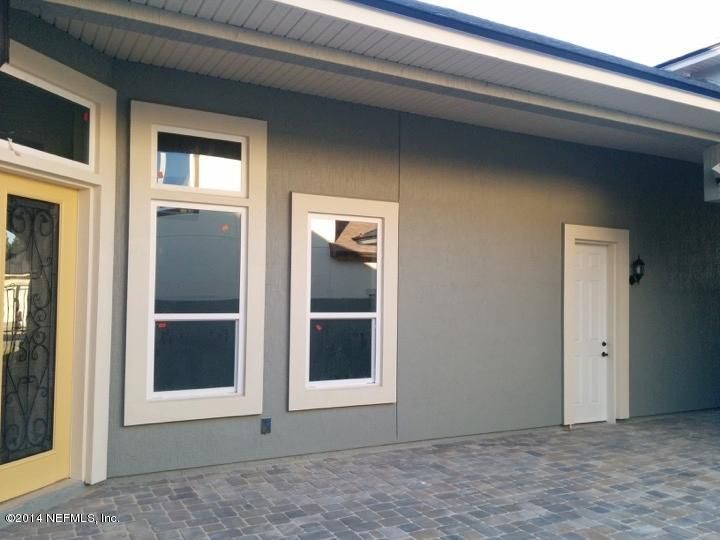 13 Kiwi Palm Ct, Jacksonville, FL 32081