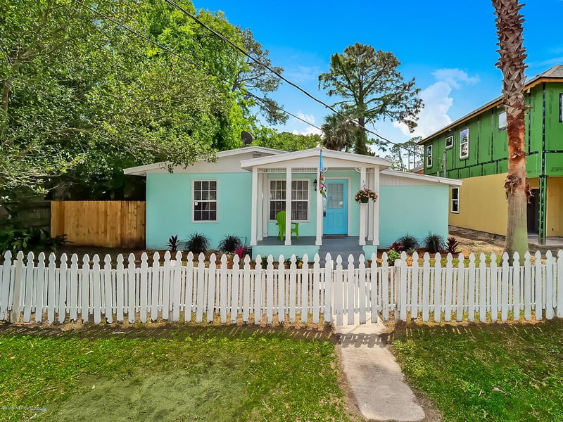130 Jackson Rd, Atlantic Beach, FL 32233