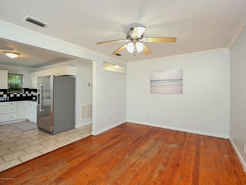 130 Jackson Rd, Atlantic Beach, FL 32233