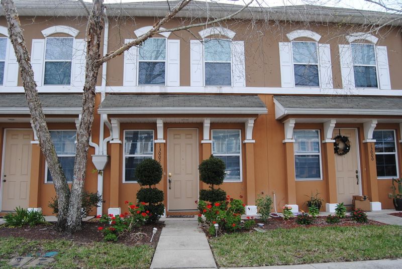 13002 Surfside Dr, Jacksonville, FL 32258