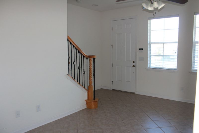 13014 Sunset Lake Dr, Jacksonville, FL 32258
