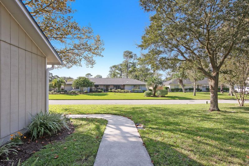 13027 Loblolly Ln S, Jacksonville, FL 32246