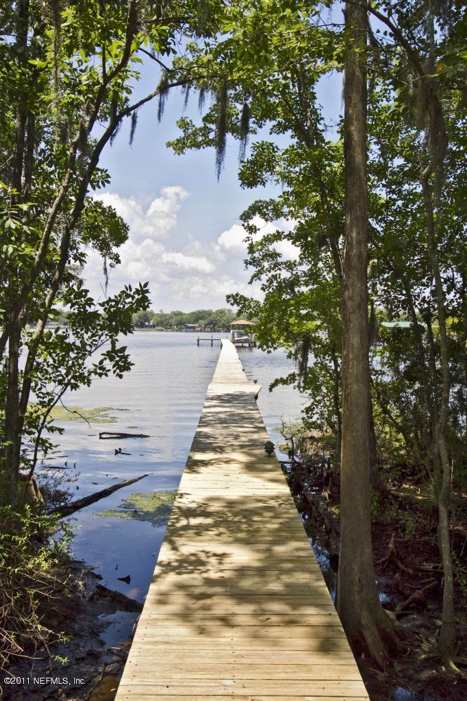 1304 Oaklanding Ln, Fleming Island, FL 32003