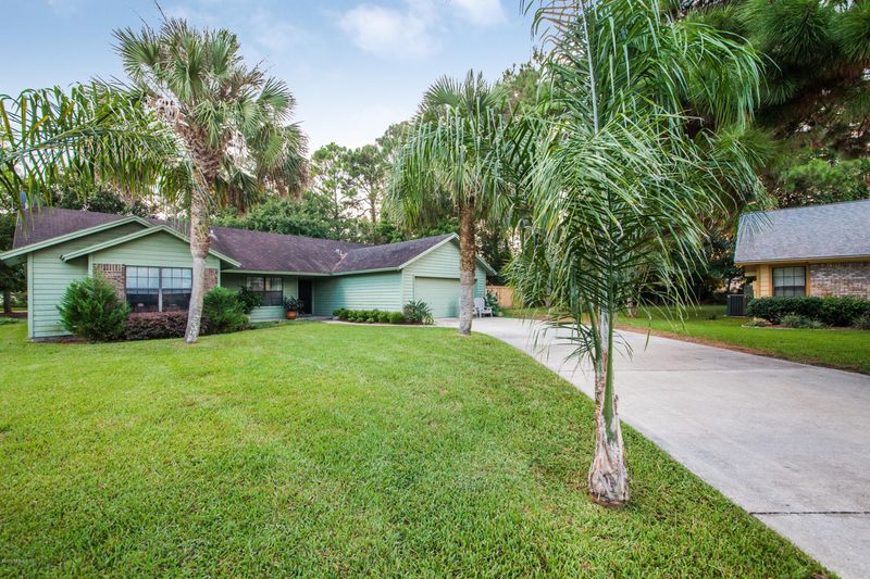 13043 Tall Tree Dr S, Jacksonville, FL 32246