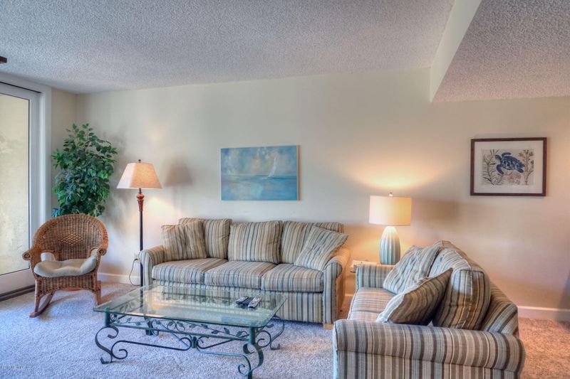 1305 Shipwatch Cir, Fernandina Beach, FL 32034