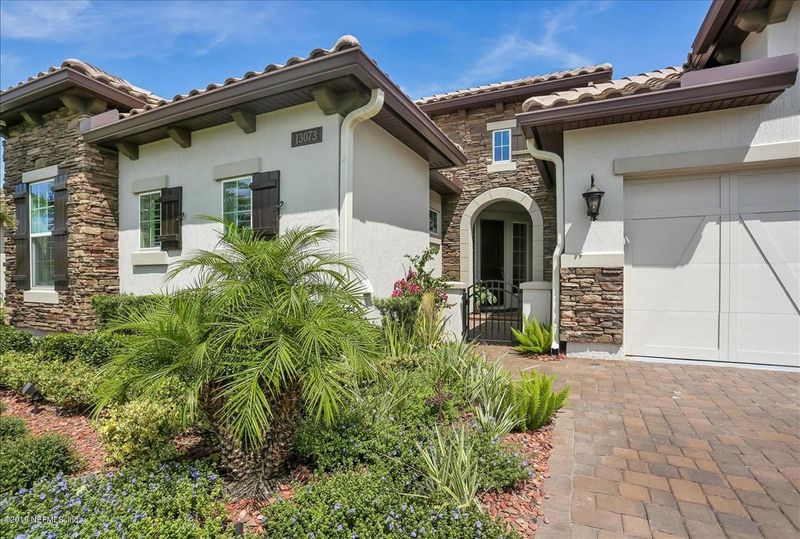 13073 Aegean Dr, Jacksonville, FL 32246