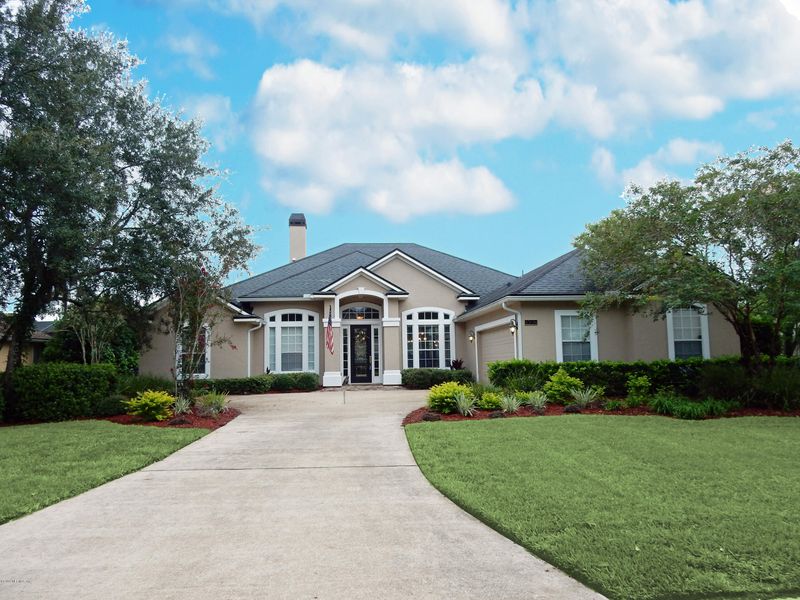 1308 Honeysuckle Dr, St Johns, FL 32259