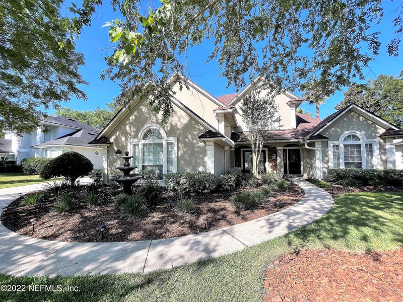 1309 Honeysuckle Dr, St Johns, FL 32259