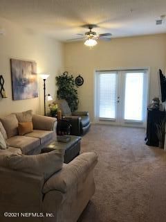 131 Burnett Ct #102, St Johns, FL 32259