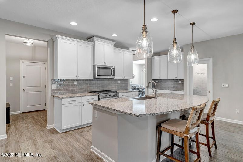 131 Hutchinson Ln, St Augustine, FL 32095