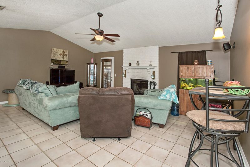 13100 Kennis Ct, Jacksonville, FL 32225