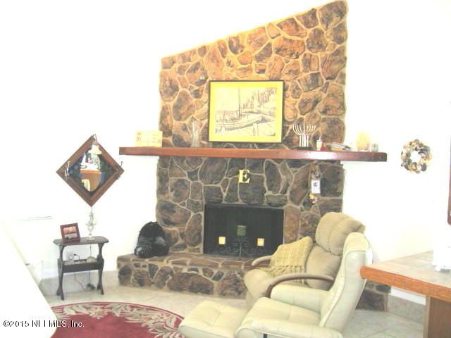 13102 Rivergate Ln, Jacksonville, FL 32223