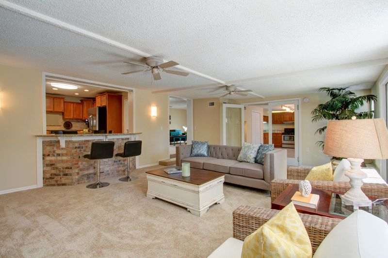 1314 Lakewood Dr, St Johns, FL 32259