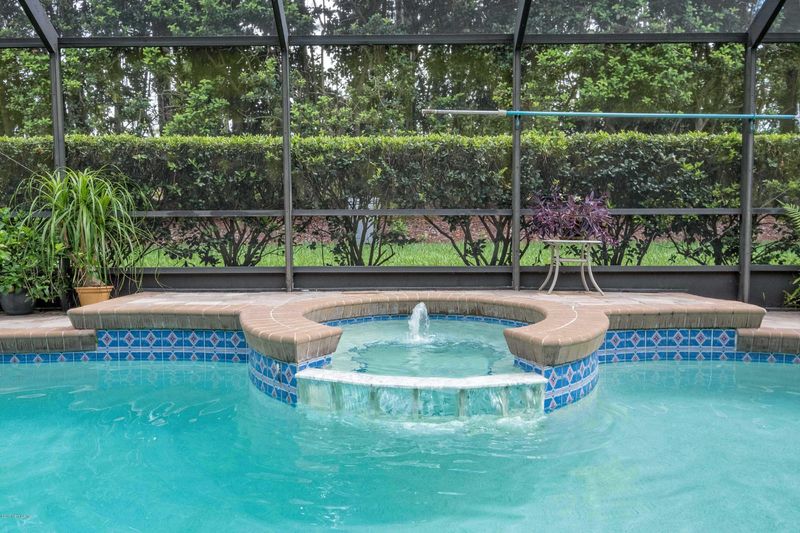 13151 Wexford Hollow Rd N, Jacksonville, FL 32224