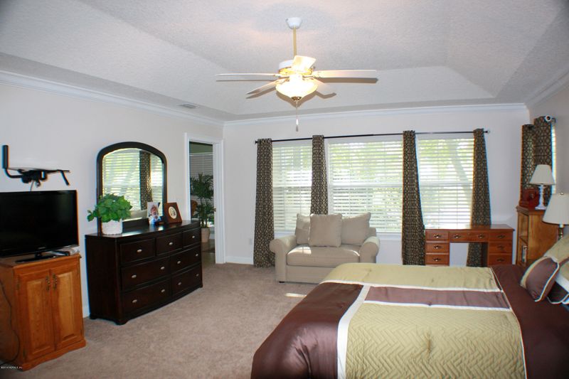 1316 Sparkleberry Ct, St Johns, FL 32259