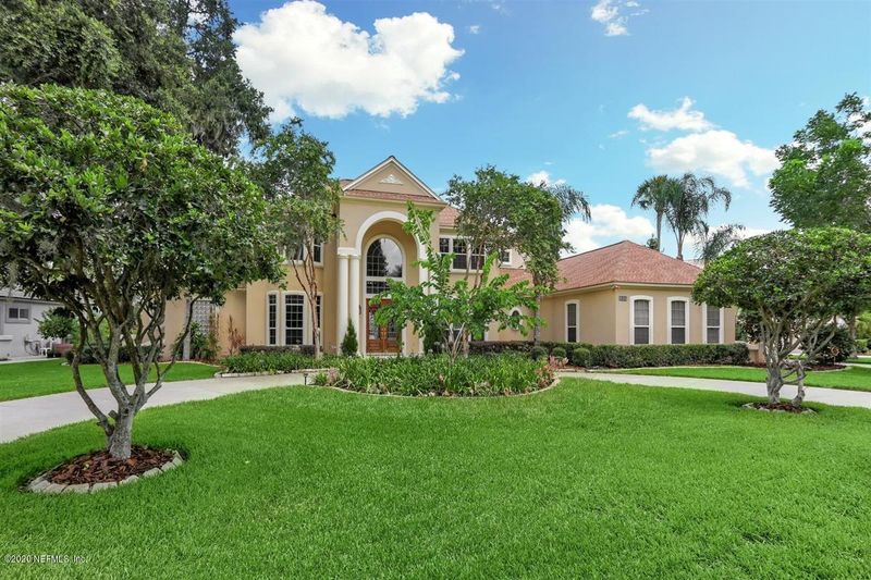 1317 Charter Ct, Jacksonville, FL 32225