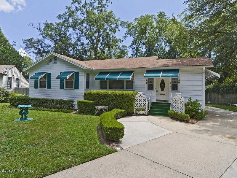 1323 Azalea Dr, Jacksonville, FL 32205