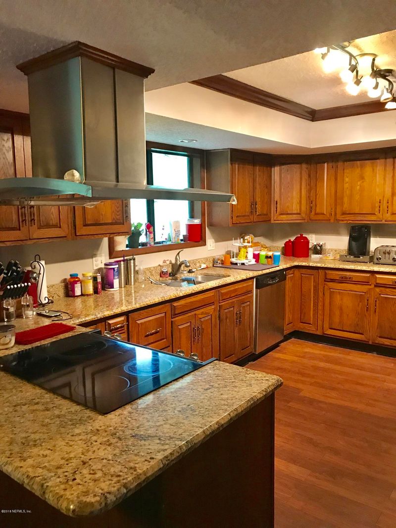 1324 Half Moon Trl, Jacksonville, FL 32223