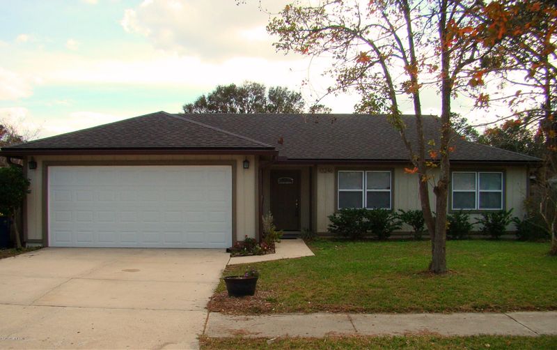 13246 Morning Sun Dr, Jacksonville, FL 32225