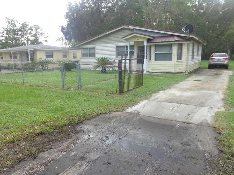 13264 Gillespie Ave, Jacksonville, FL 32218