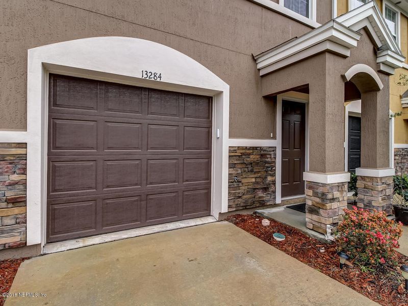 13284 Ocean Mist Dr, Jacksonville, FL 32258
