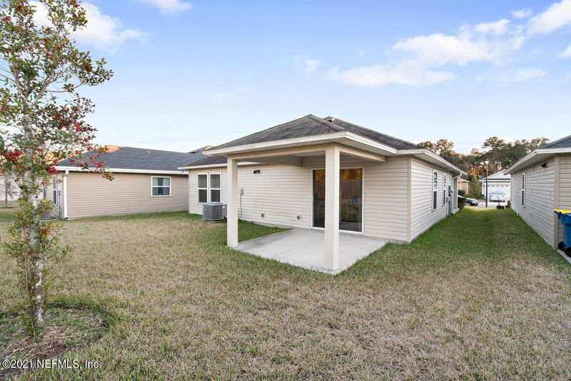 1329 Biscayne Grove Ln, Jacksonville, FL 32218